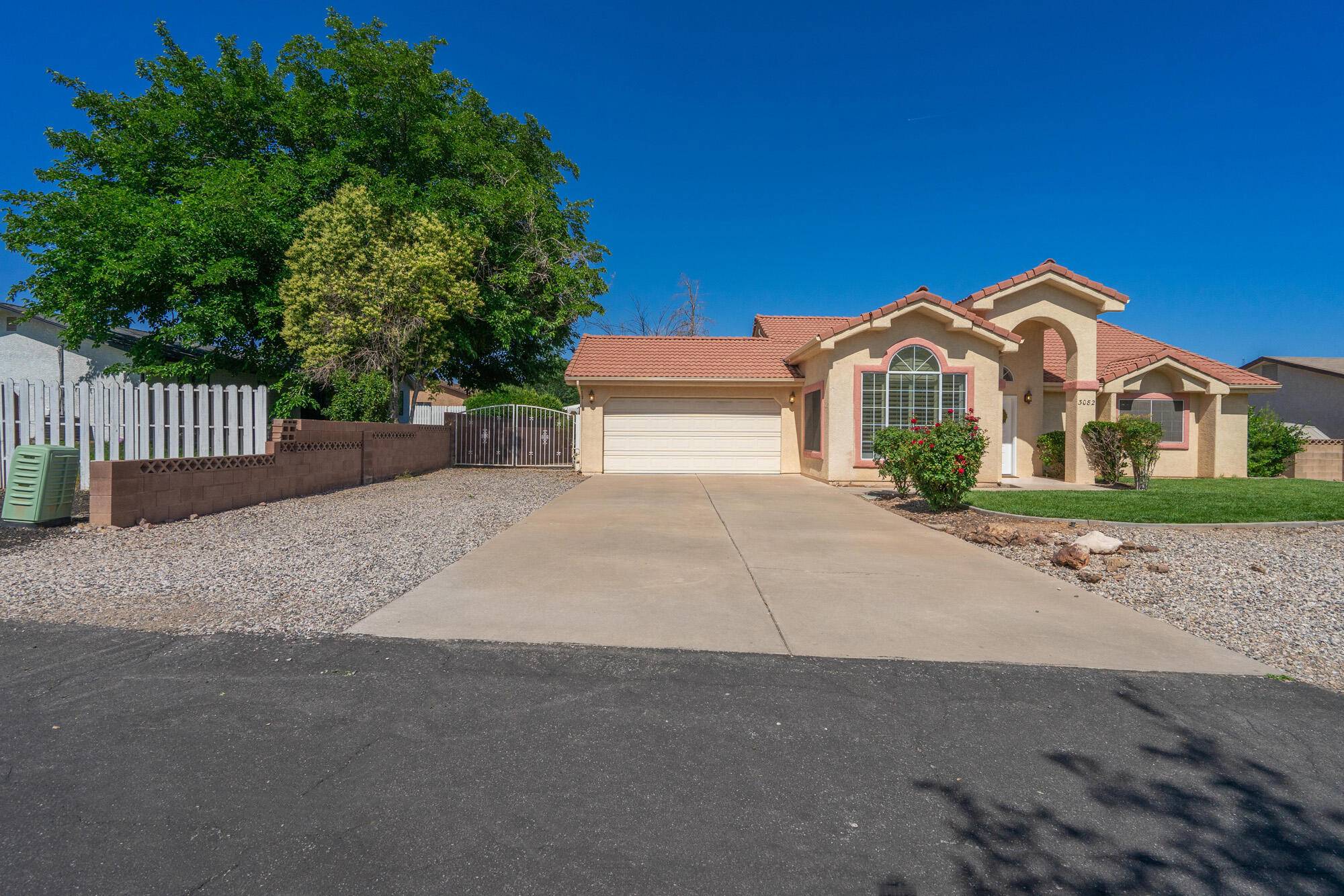 St George, UT 84790,3082 BLOOMINGTON HILLS DR