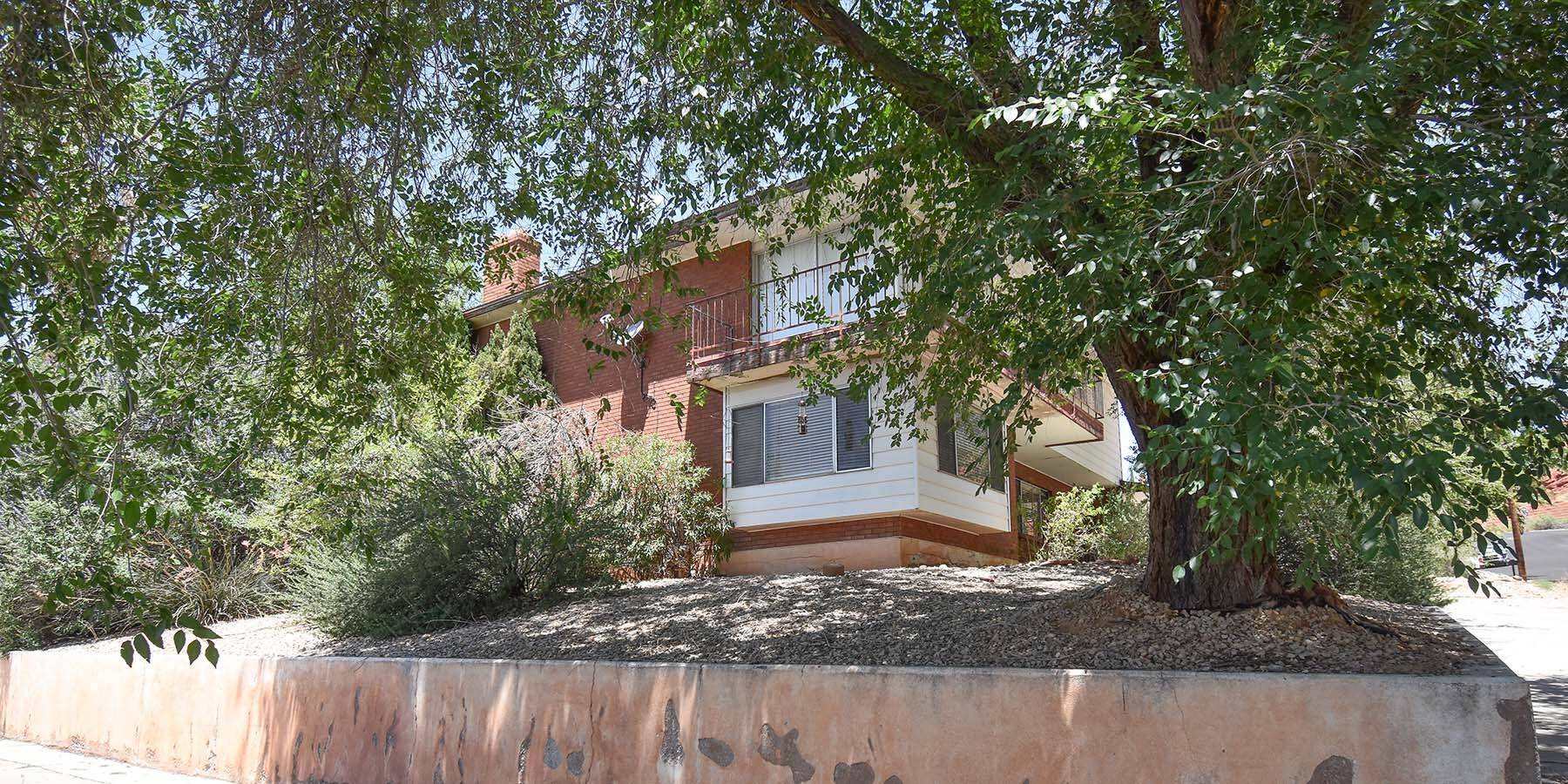 St George, UT 84770,311 N 100 E