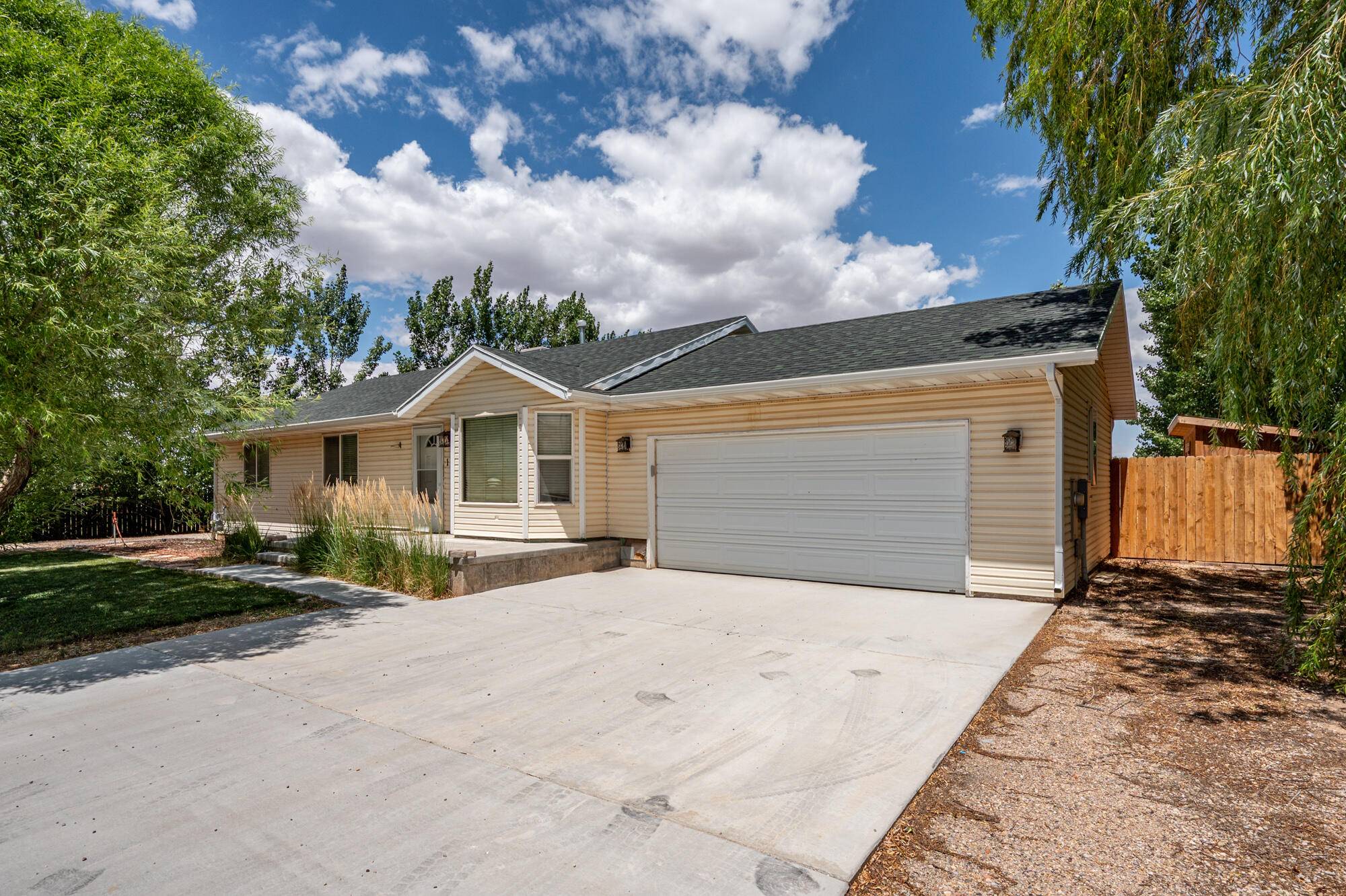 Enoch, UT 84721,114 W Palomino DR