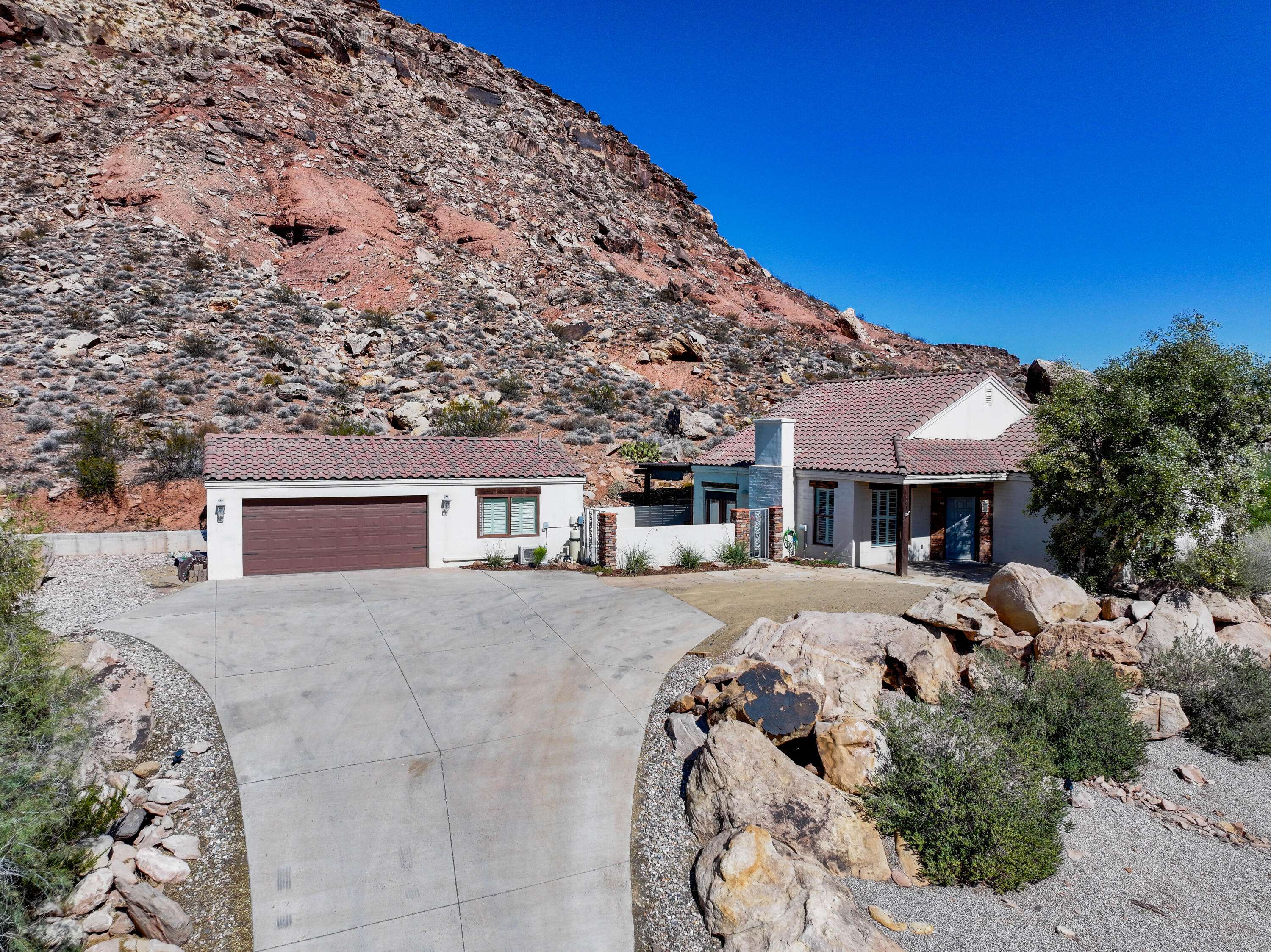 St George, UT 84790,1464 Geronimo RD