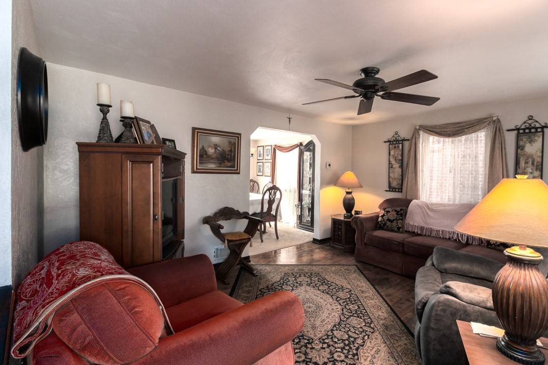 Brentwood, PA 15227,123 Kaplan Ave