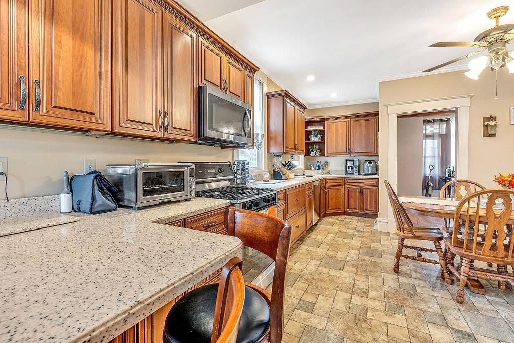 Beaver Falls, PA 15010,1621 3rd Ave