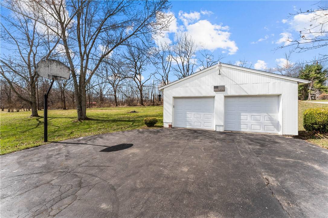 North Beaver Twp, PA 16102,956 Cleland Mill Rd
