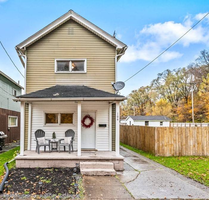 New Castle/7th, PA 16102,106 S Wayne St