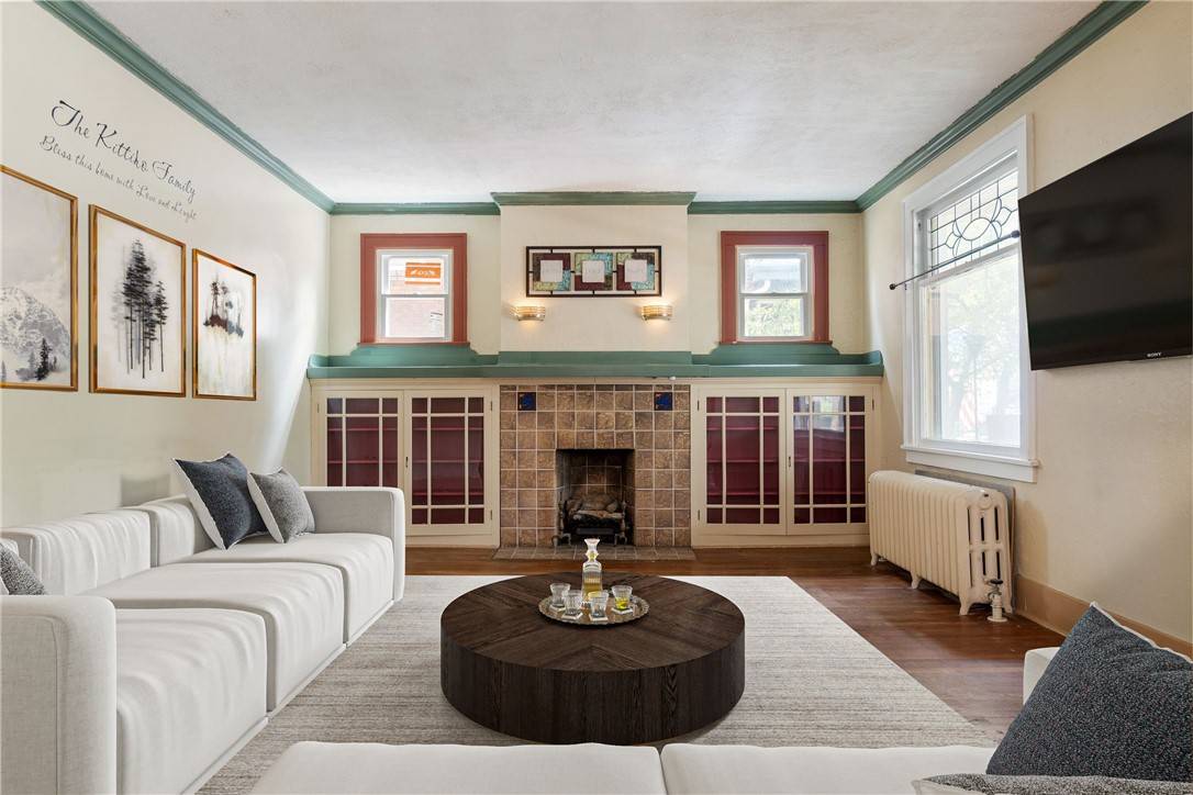 Brentwood, PA 15227,11 Elton Avenue