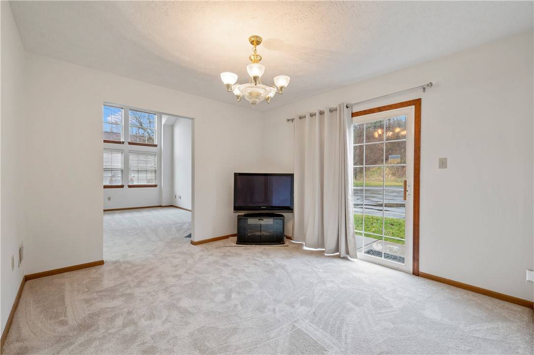 Bethel Park, PA 15102,198 Old Village Lane