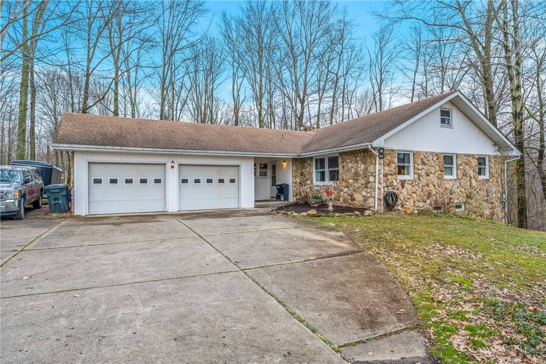 Neshannock Twp, PA 16105,433 E Maitland Ln
