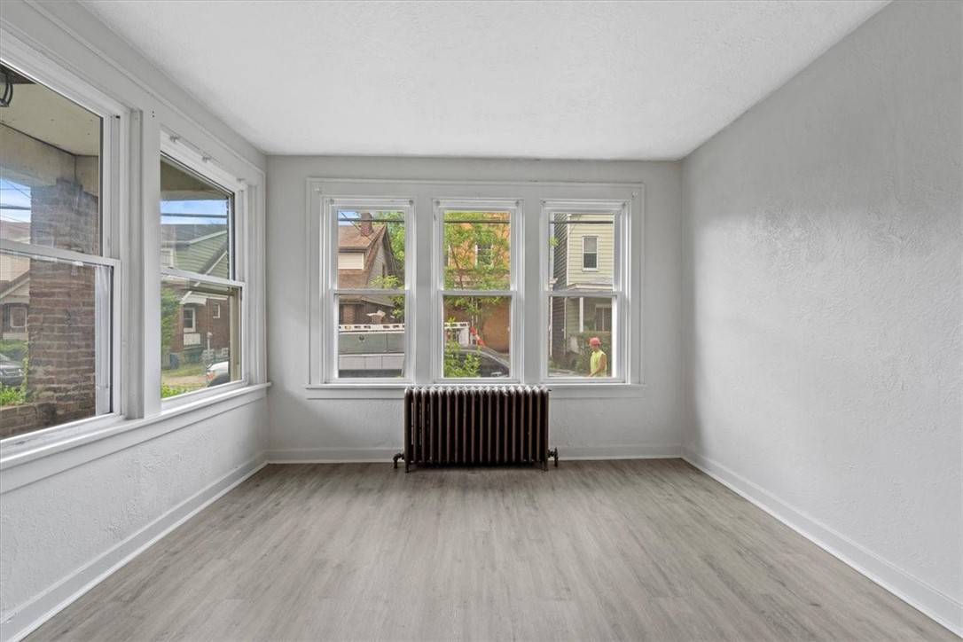 Marshall Shadeland, PA 15212,1210 Woodland Ave
