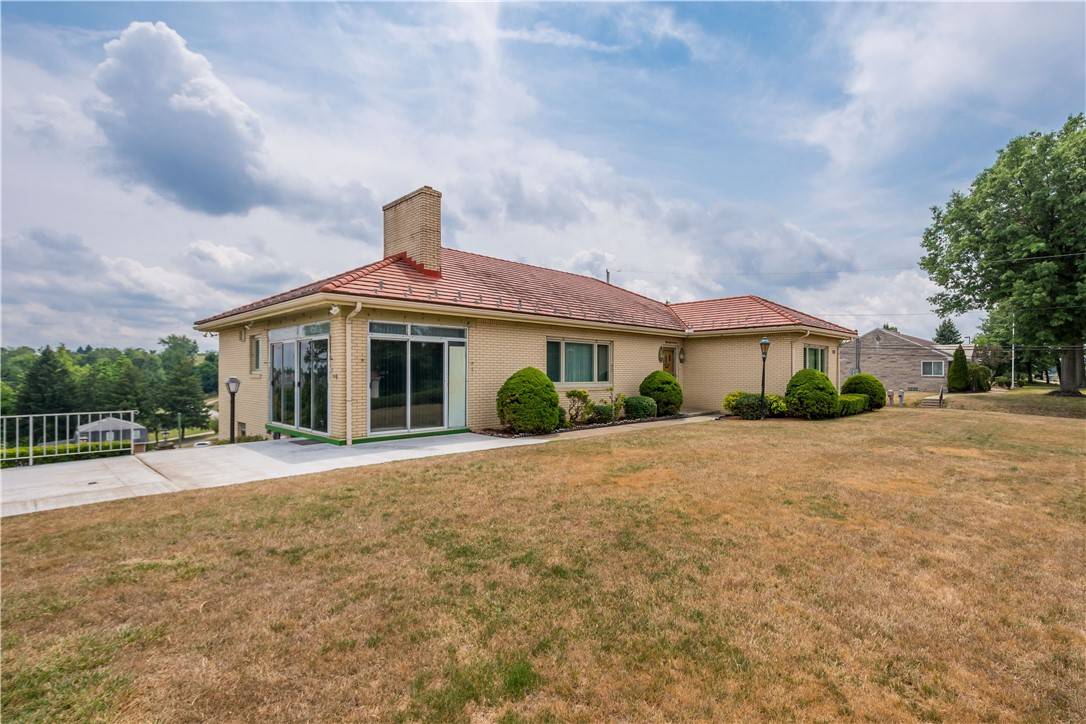 Robinson Twp - Nwa, PA 15136,5813 Steubenville Pike