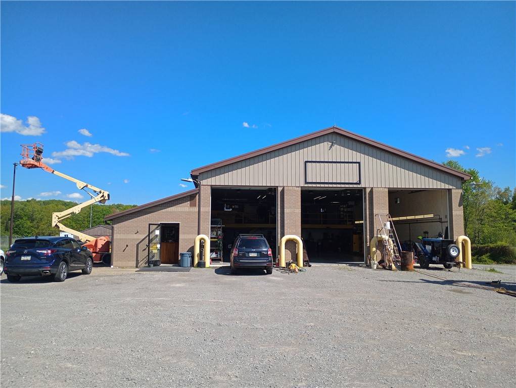Irwin Twp, PA 16038,4881 Pittsburgh Rd