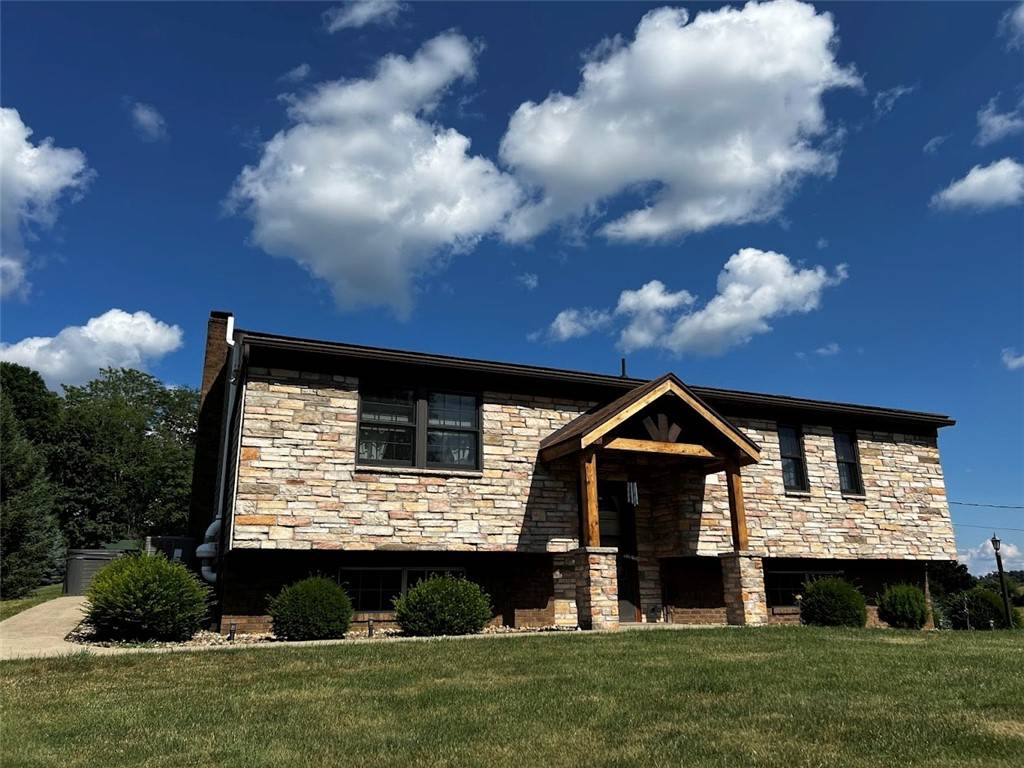 Amwell, PA 15301,516 Chestnut Ridge Rd