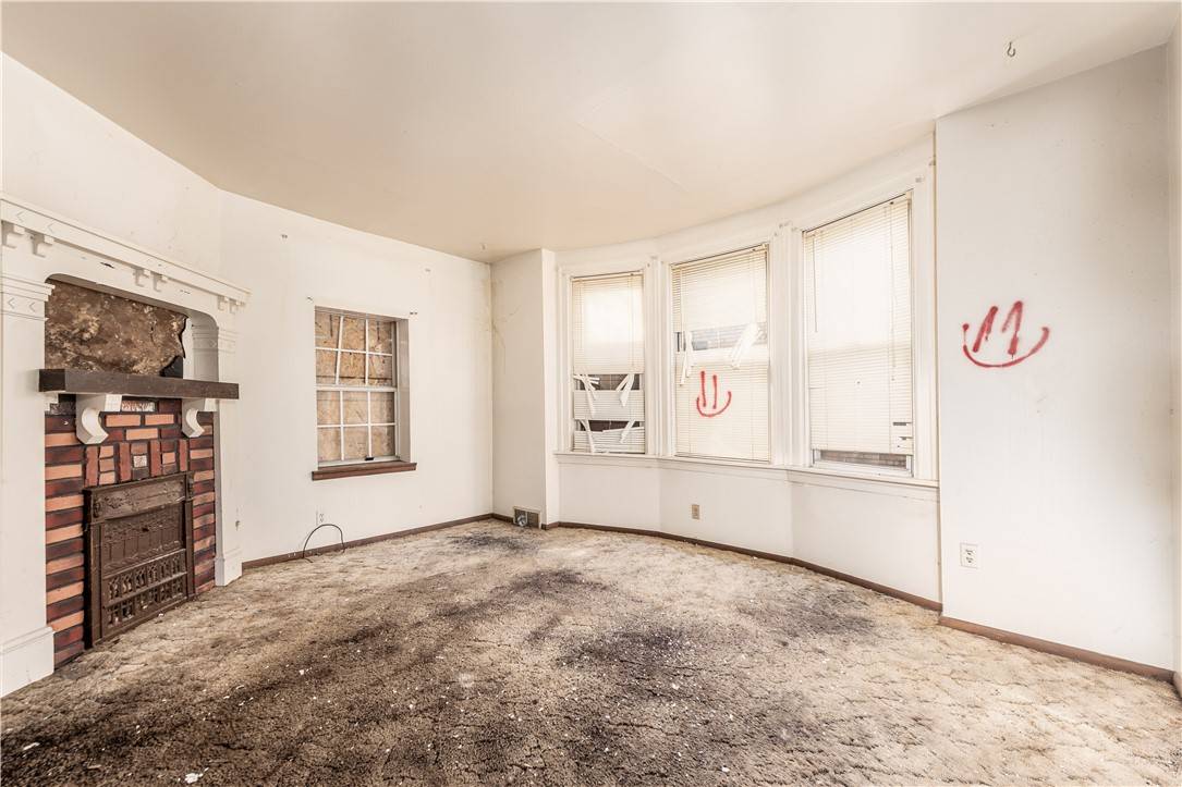 Brentwood, PA 15227,2834 Clermont Ave