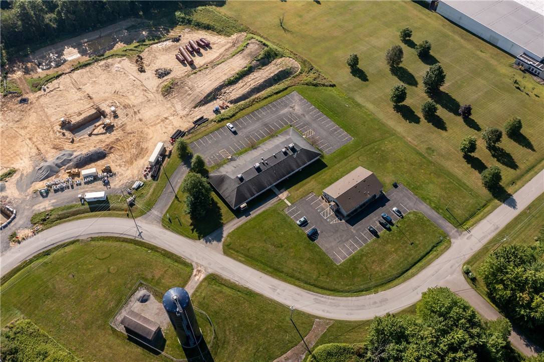 PA 16133,19 McQuiston Dr