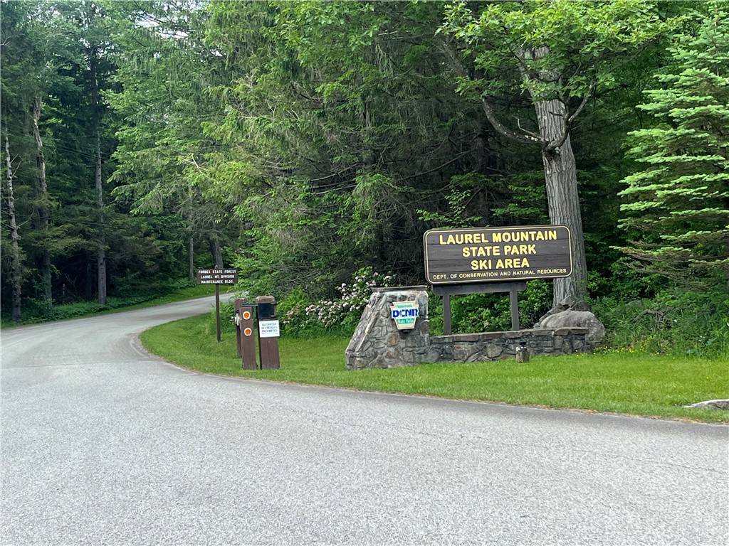 Jenner Twp, PA 15547,964 Matterhorn Road