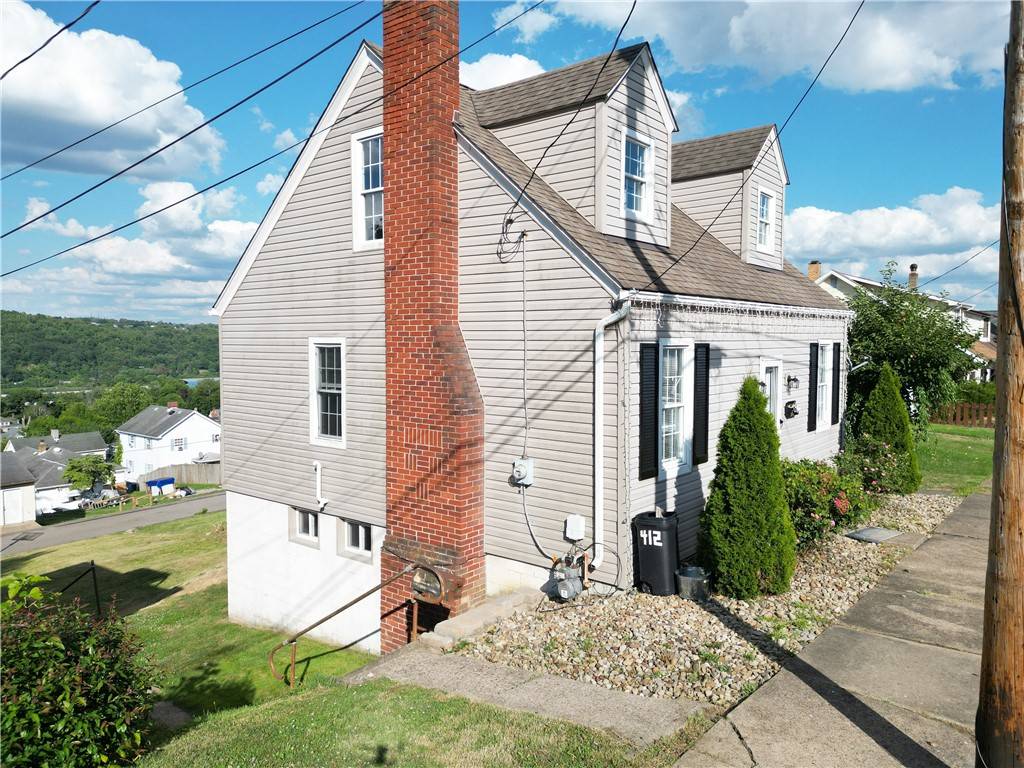 Charleroi Boro, PA 15022,412 OAKLAND AVENUE