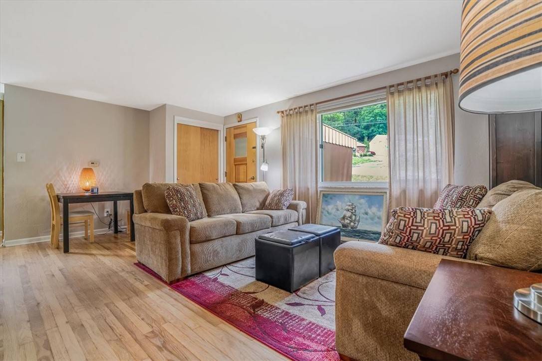 Baldwin Boro, PA 15227,5371 Elmwood Dr