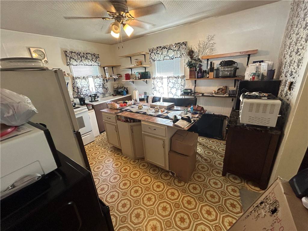 Georges Twp, PA 15401,923 Moore St