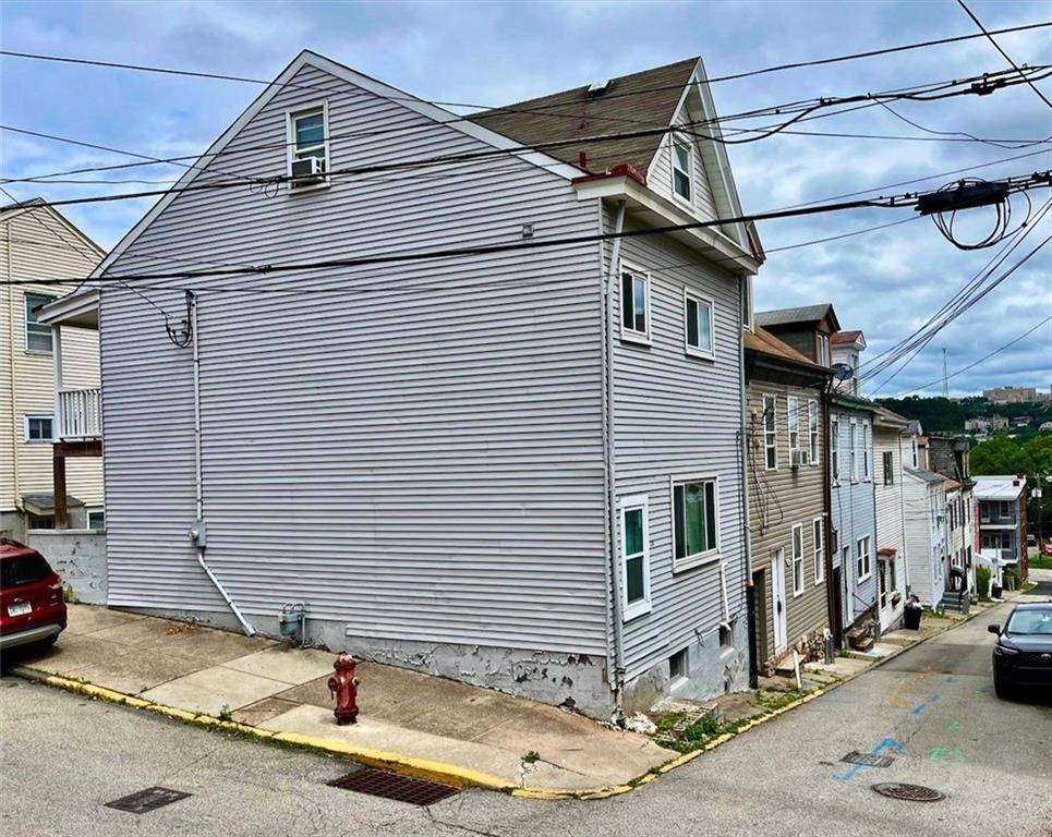 South Side, PA 15203,28 Kosciusko Way