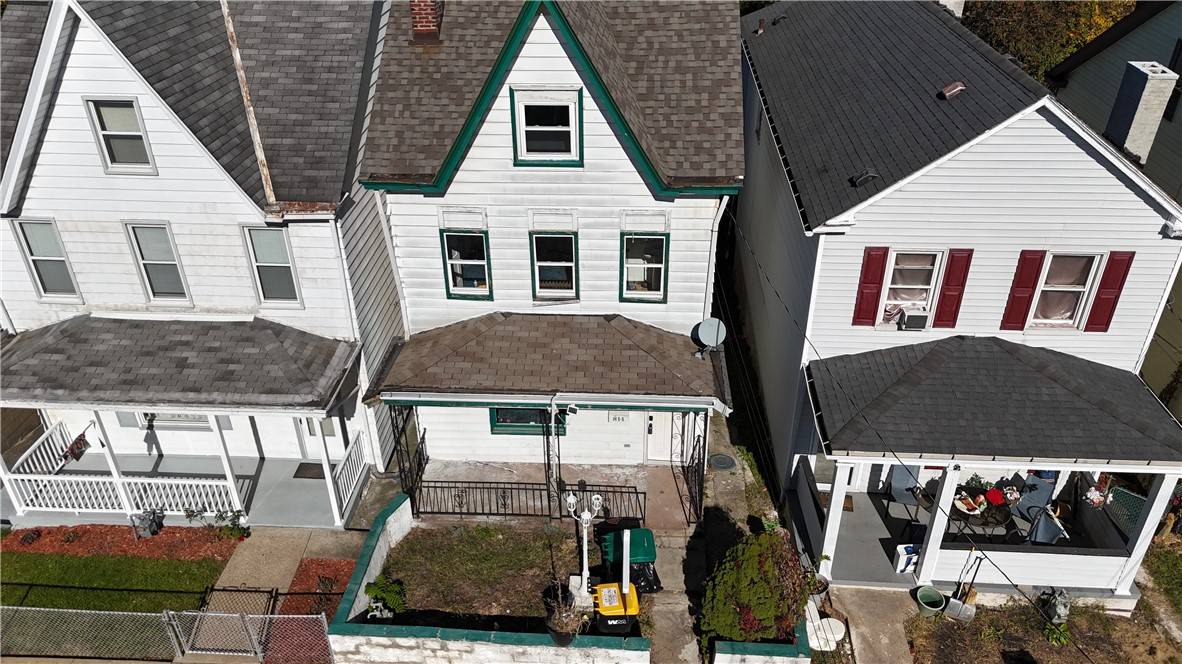 Mckees Rocks, PA 15136,814 Etna St