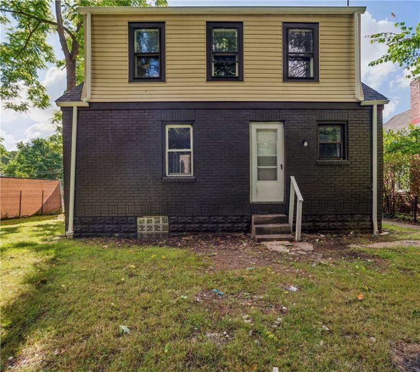 Wilkinsburg, PA 15221,2149 Village Dr