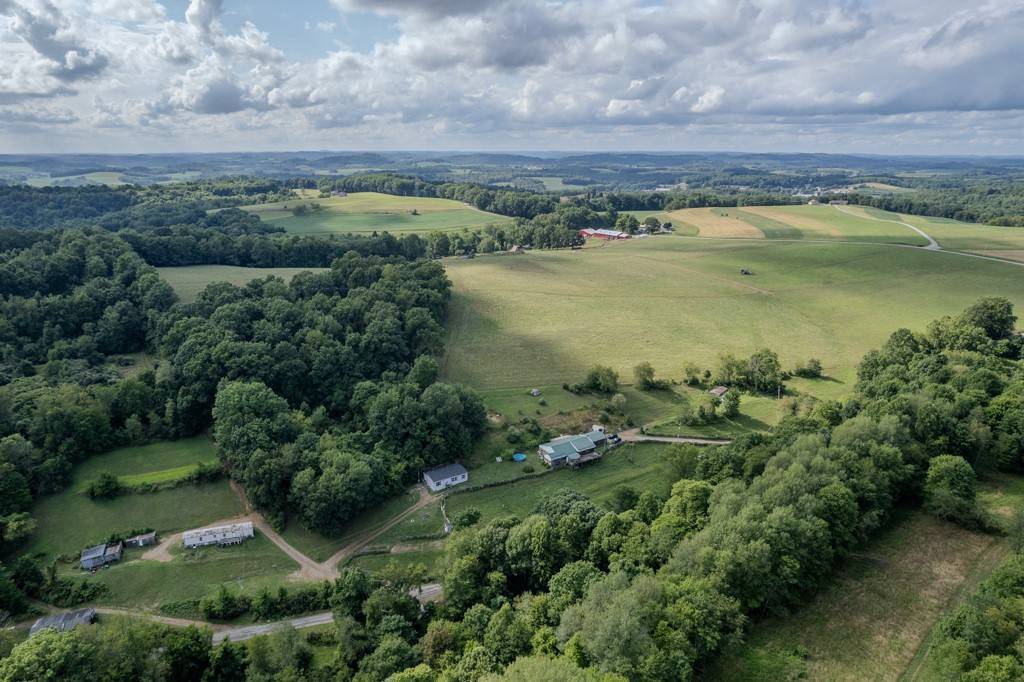 Rayne Twp/ernest, PA 15759,24 Private Rd #6051