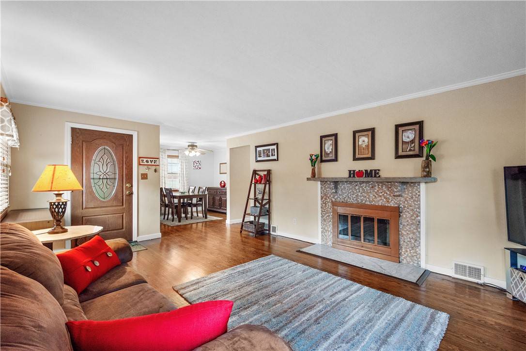 Whitehall, PA 15227,1039 Prospect Rd