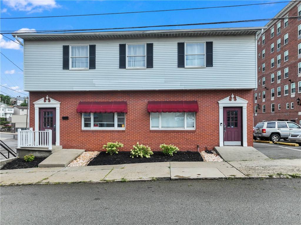 Springhill Twp, PA 15401,160 W South St