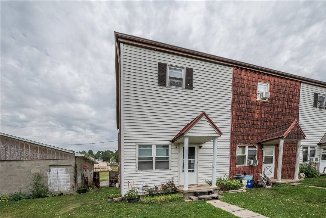 Burgettstown Boro, PA 15078,3 Elizabeth Street #104