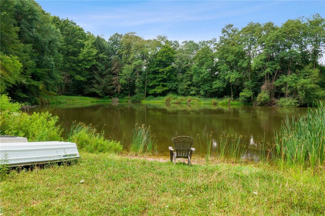 Middlecreek Twp, PA 15557,186 Lake Road Ln