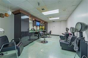 Mckeesport, PA 15132,1 Glenshire Ln