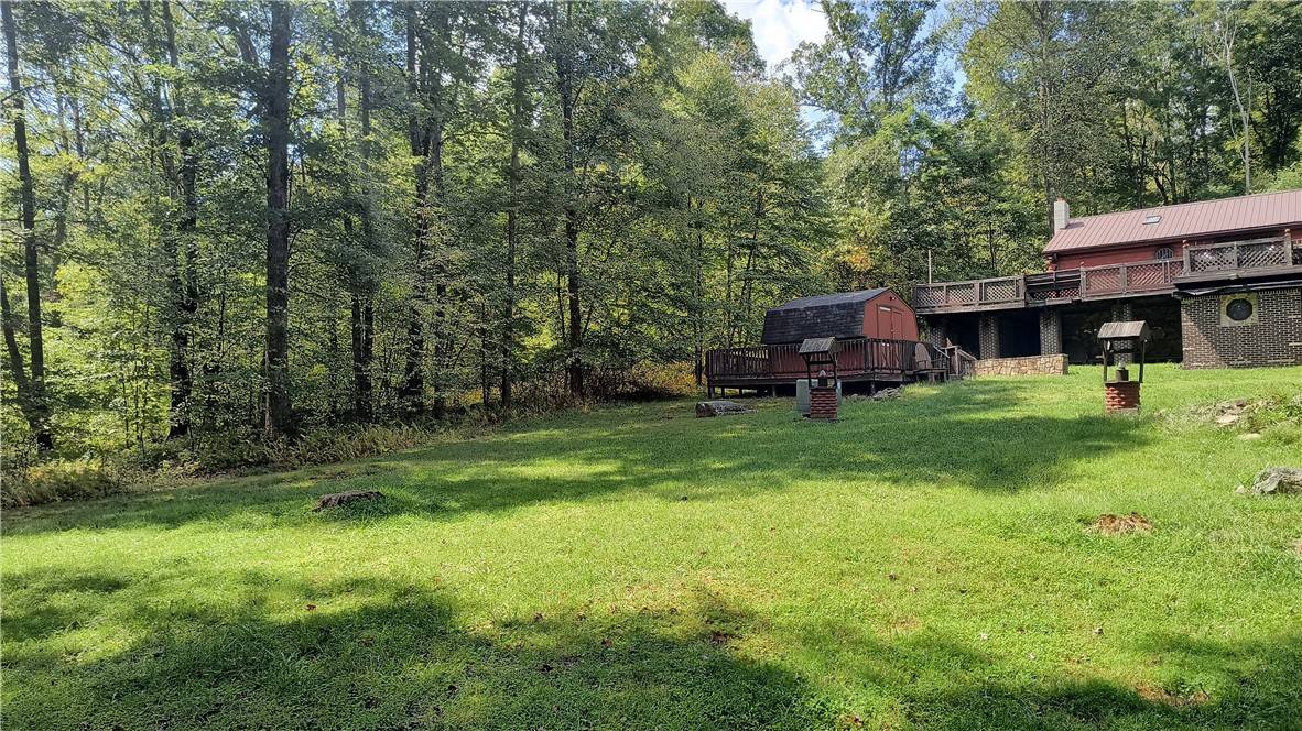 Henry Clay Twp, PA 15437,323 Dinner Bell/ohiopyle RD