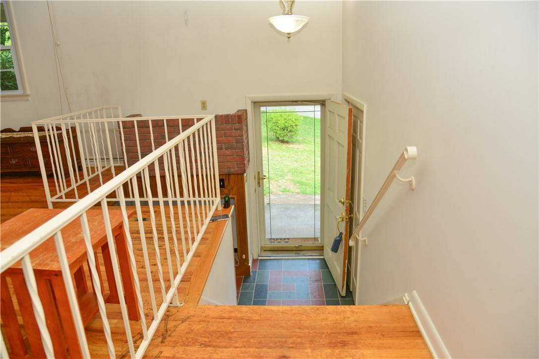 Hempfield Twp - Wml, PA 15601,410 Crestridge Dr