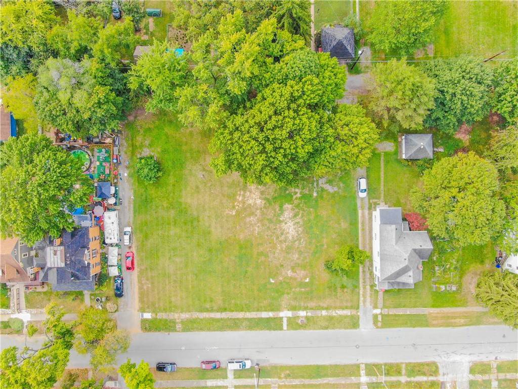New Castle/1st, PA 16101,314/318 E Wallace Ave