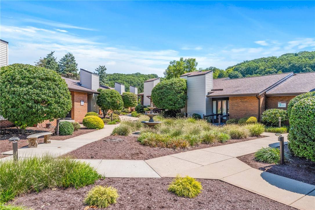 Ross Twp, PA 15237,2006-2007 Kinvara Drive