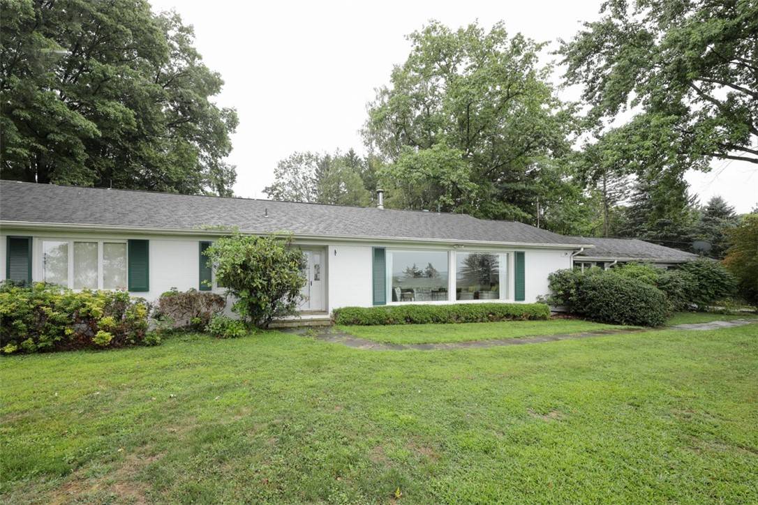 Ligonier Twp, PA 15658,113 Last Ln