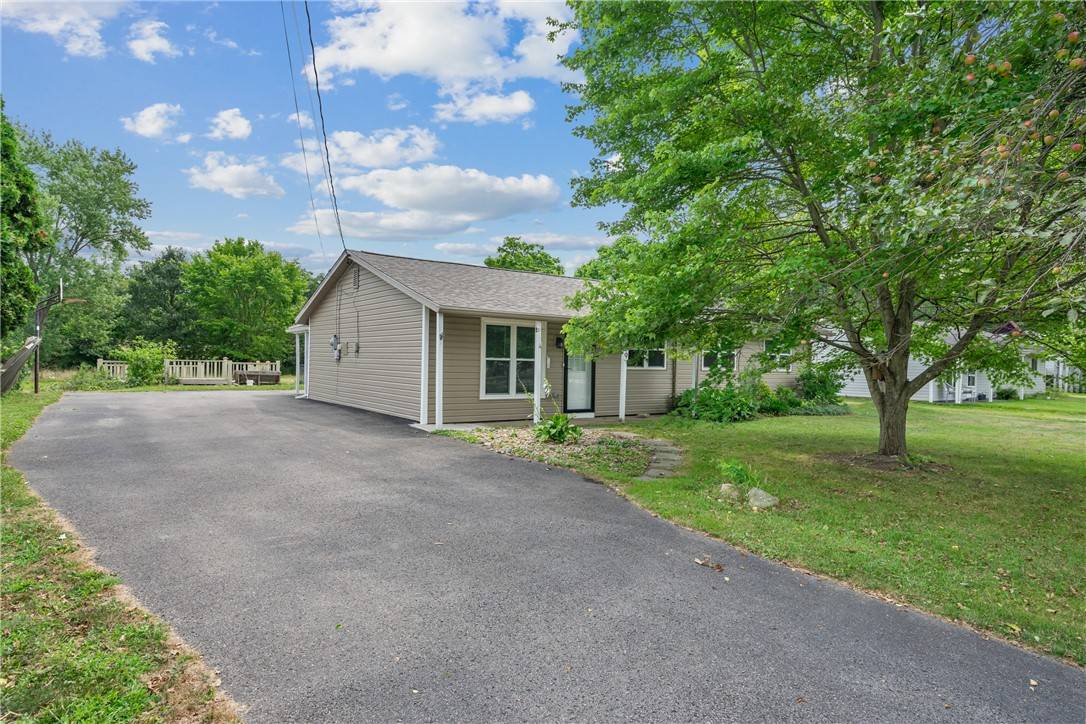 Cranberry Twp, PA 16066,89 Robinhood Dr