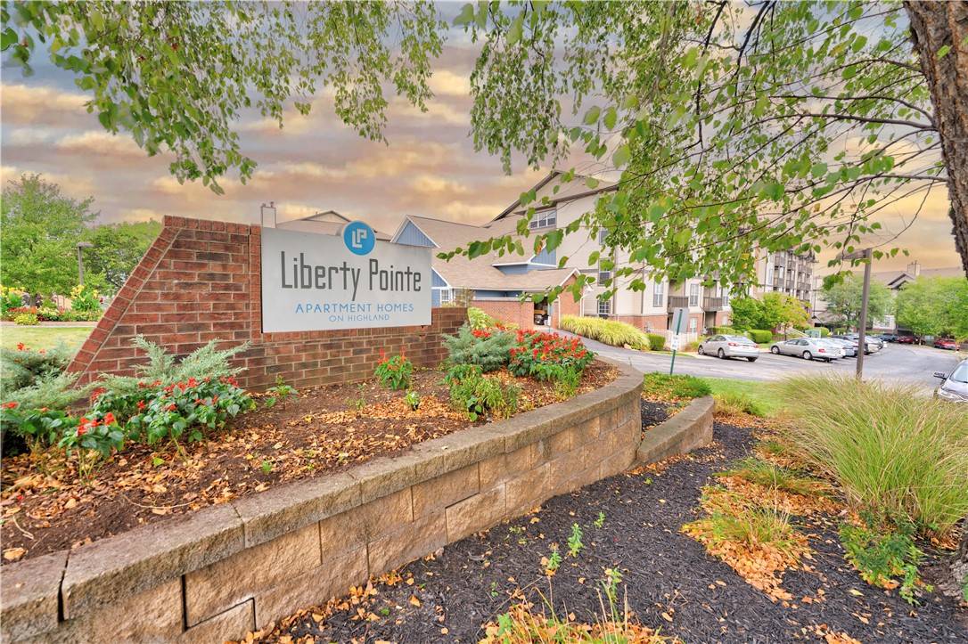 Bethel Park, PA 15102,35 Highland Rd