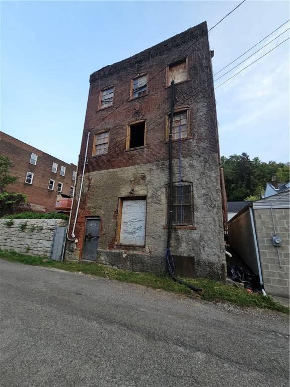 Spring Garden, PA 15212,1239 Welser Way