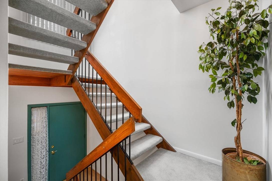 Ross Twp, PA 15237,233 Pine Ct