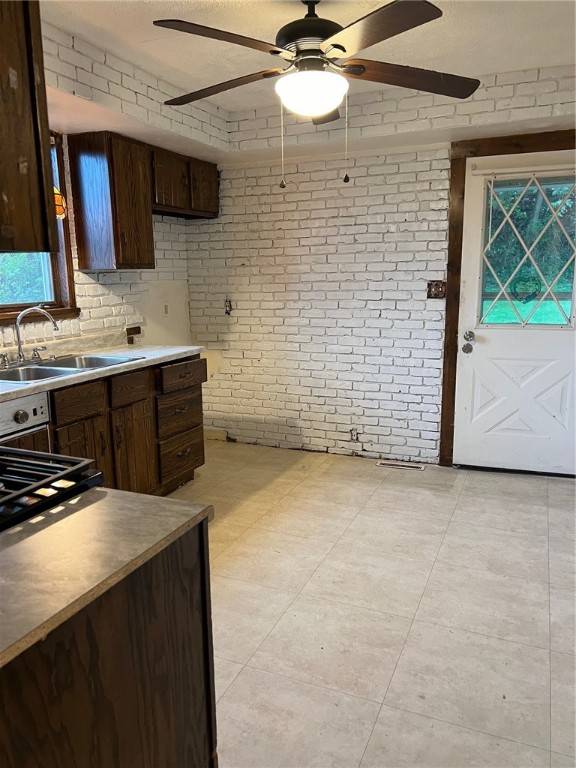 New Castle/4th, PA 16101,926 Harrison St