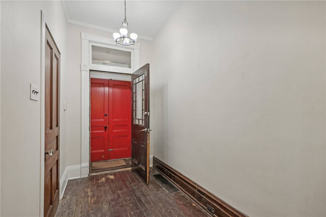 Shadyside, PA 15232,5972 Alder St