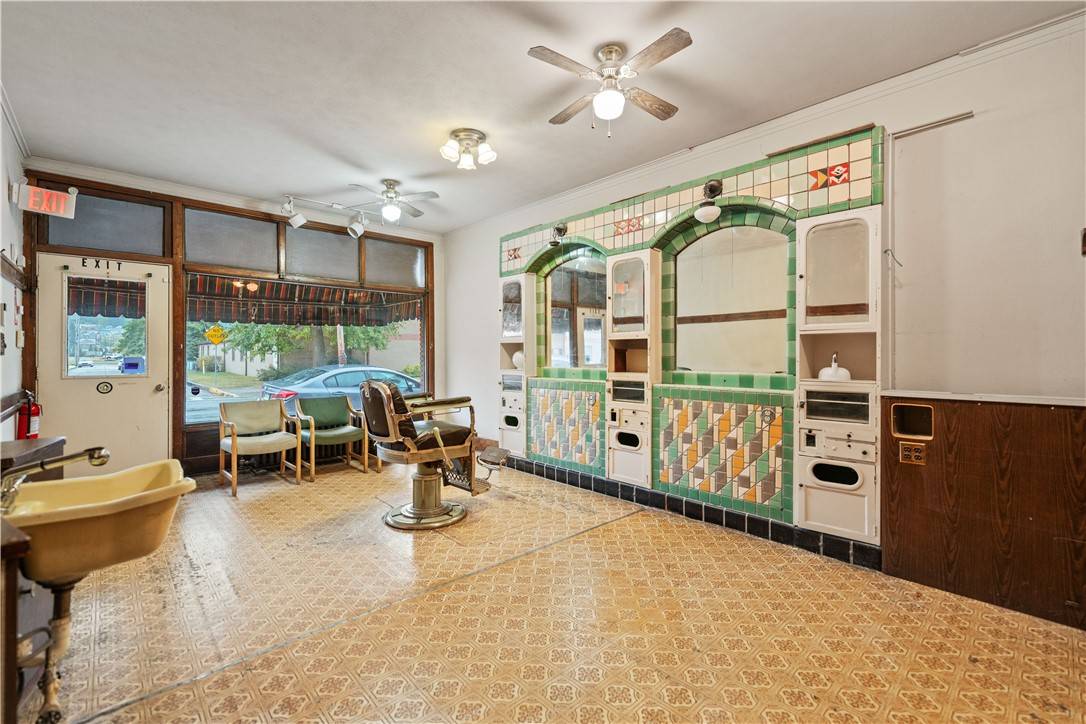 Ambridge, PA 15003,1149 Merchant St