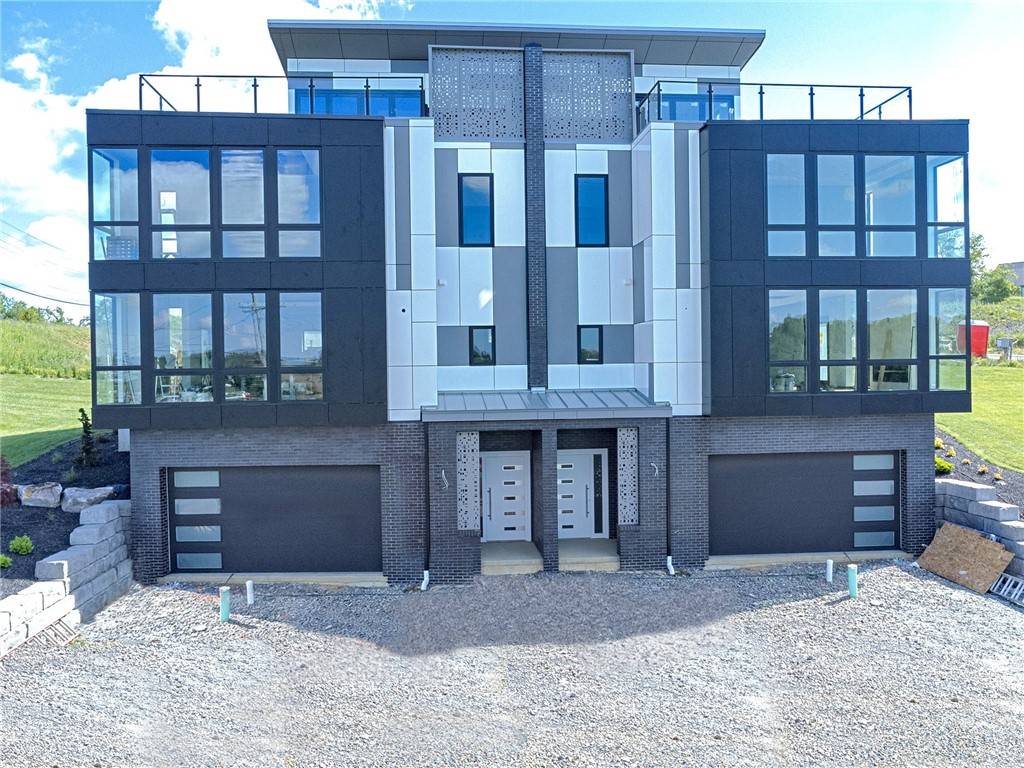 Murrysville, PA 15632,4009 Alexander Court #4009