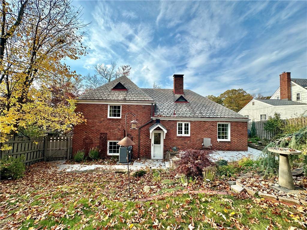 Pleasant Hills, PA 15236,133 McClellan Drive