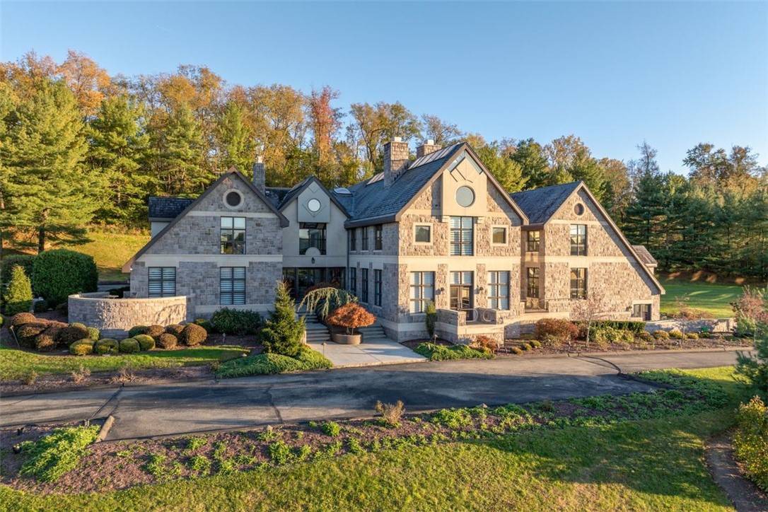 Peters Twp, PA 15367,514 Justabout Road