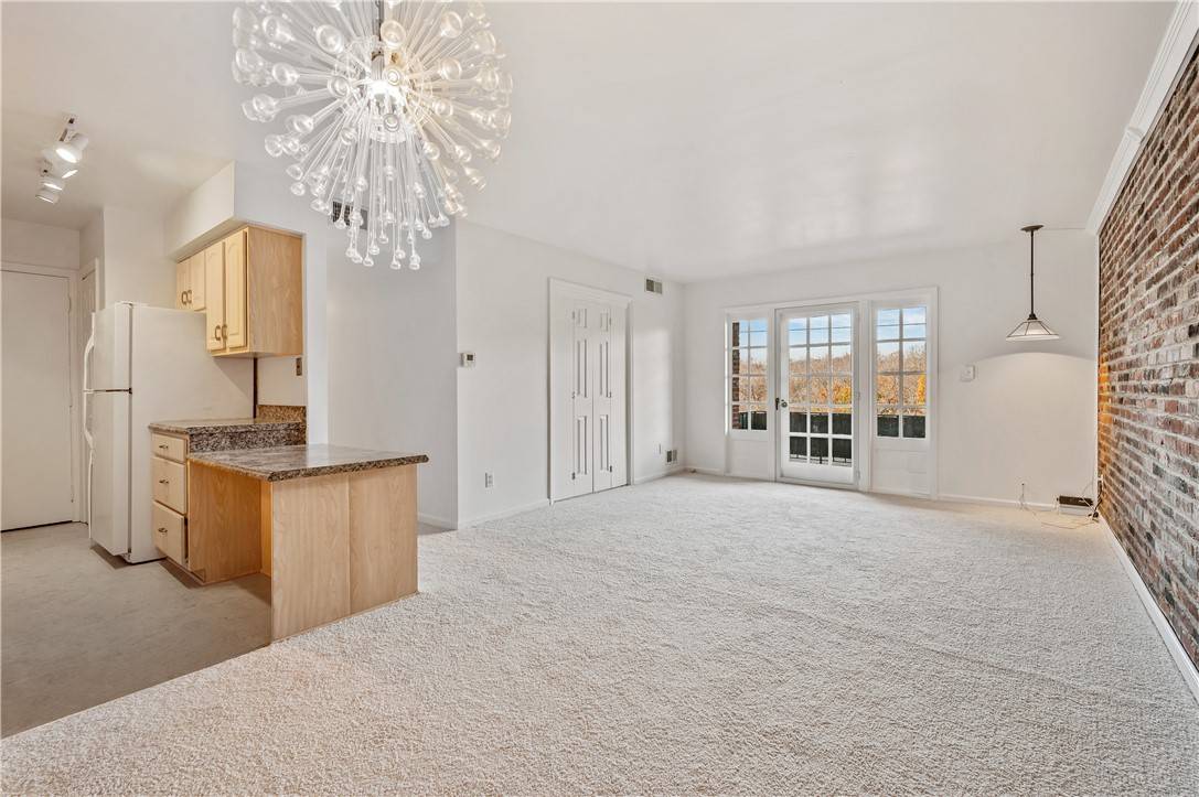 Scott Twp - Sal, PA 15216,1000 Margarite Drive #G
