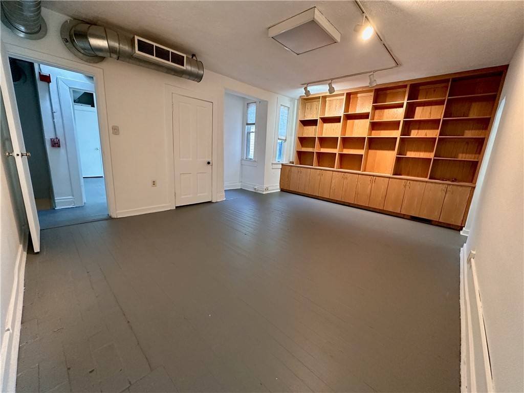 South Side, PA 15230,1015 E Carson Street