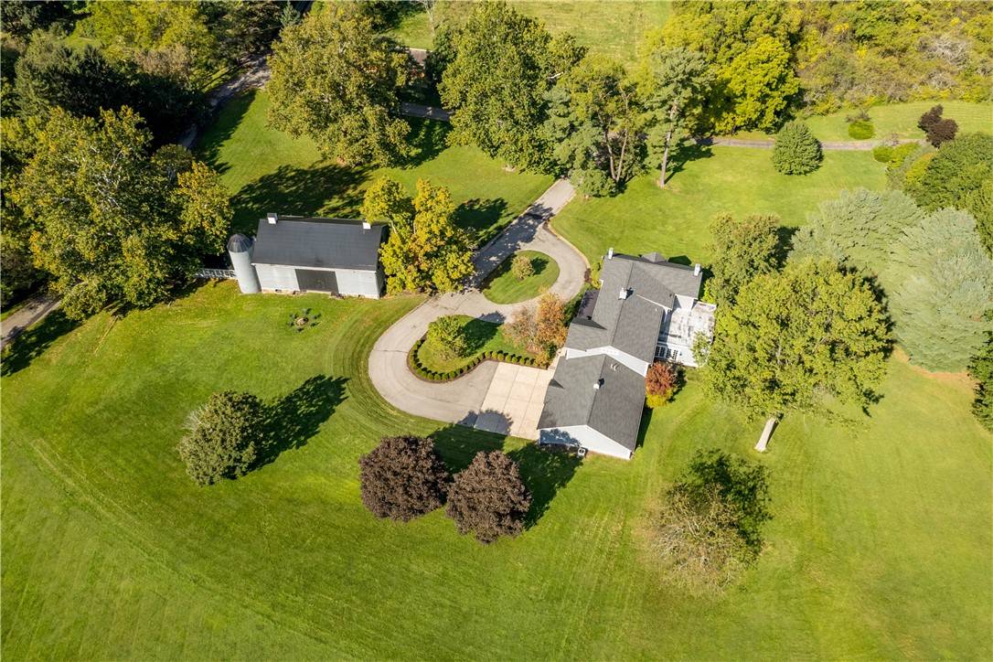 Sewickley Heights, PA 15143,93 Pink House Lane