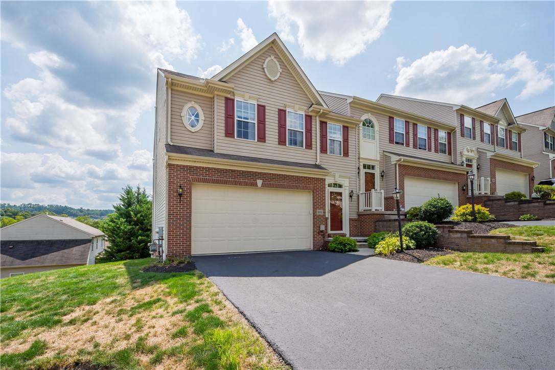 Cecil, PA 15317,221 Maple Ridge Dr