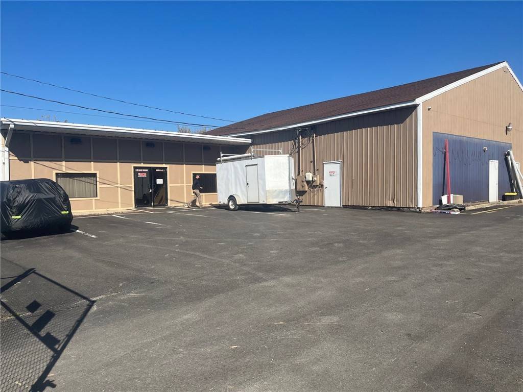 Carnegie, PA 15106,27 Gary St